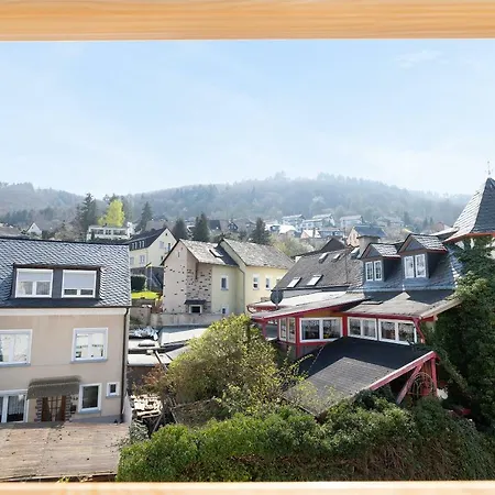 Haus Alte Rebe & Weisse Traube Апартаменты Кохем