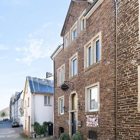 Haus Alte Rebe&weiße Traube *