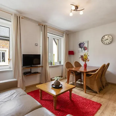 Апартаменты Haus Alte Rebe & Weisse Traube