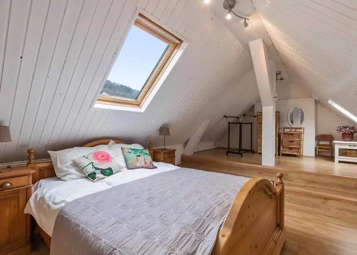 Haus Alte Rebe & Weisse Traube *